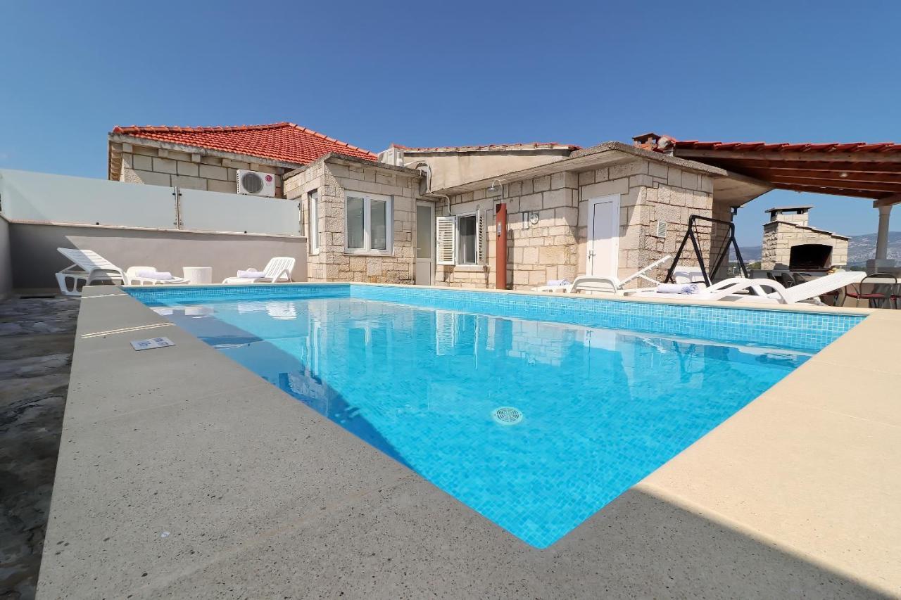 Villa Ivana Zrnovo Buitenkant foto