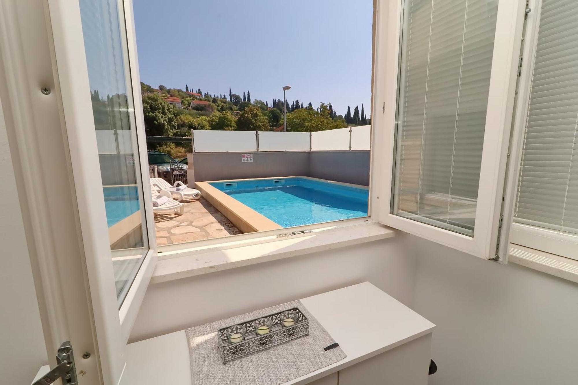Villa Ivana Zrnovo Buitenkant foto