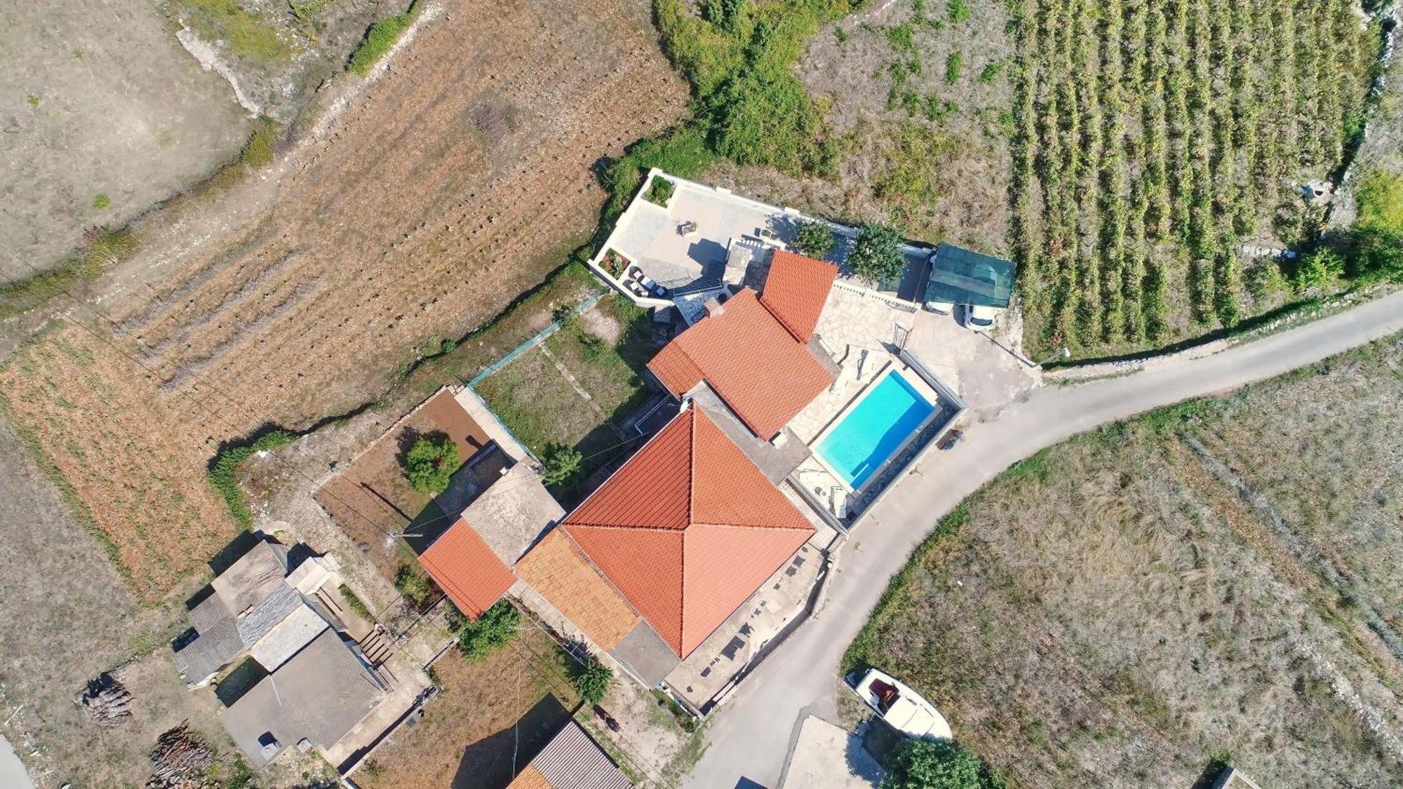 Villa Ivana Zrnovo Buitenkant foto