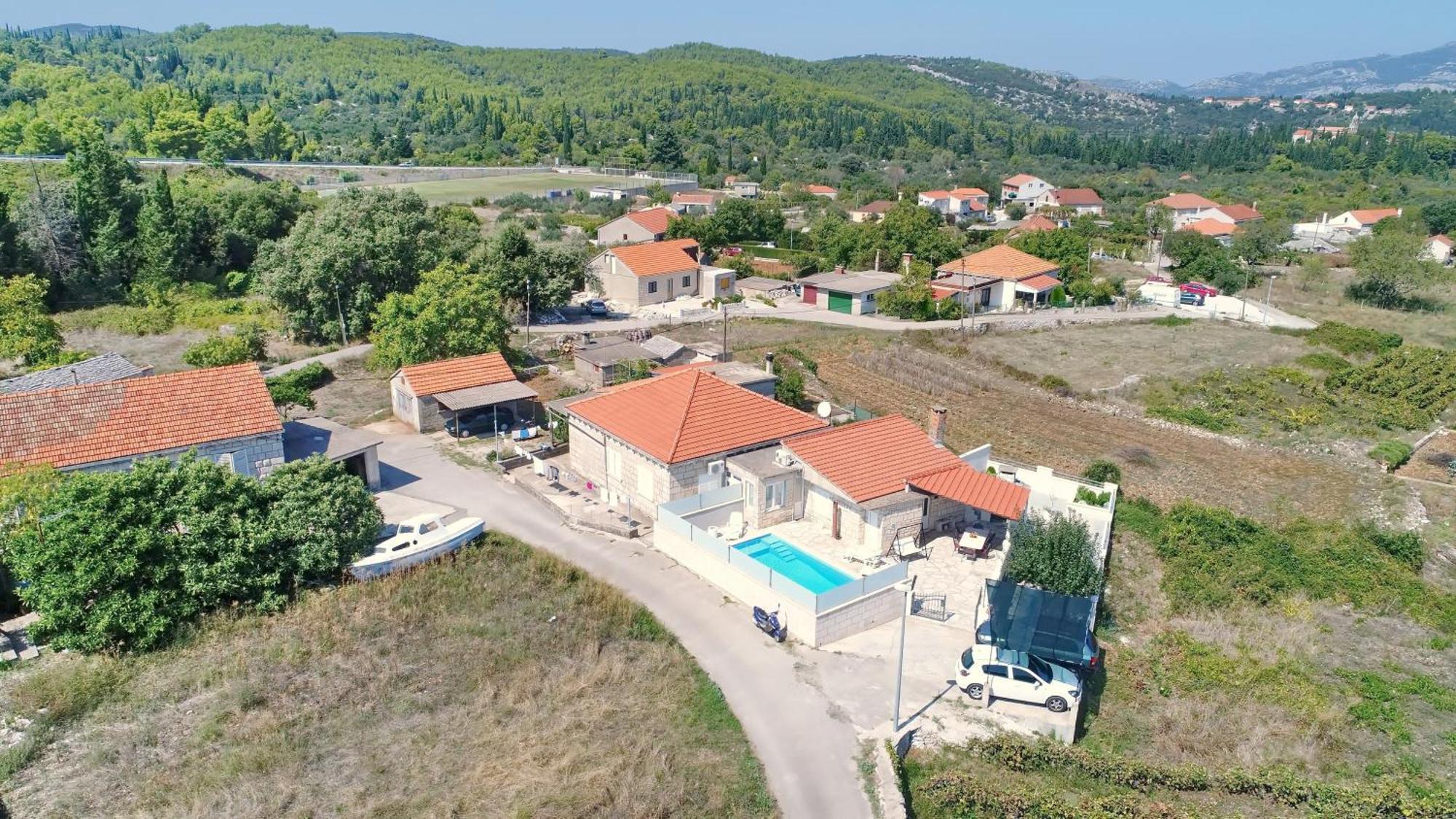 Villa Ivana Zrnovo Buitenkant foto