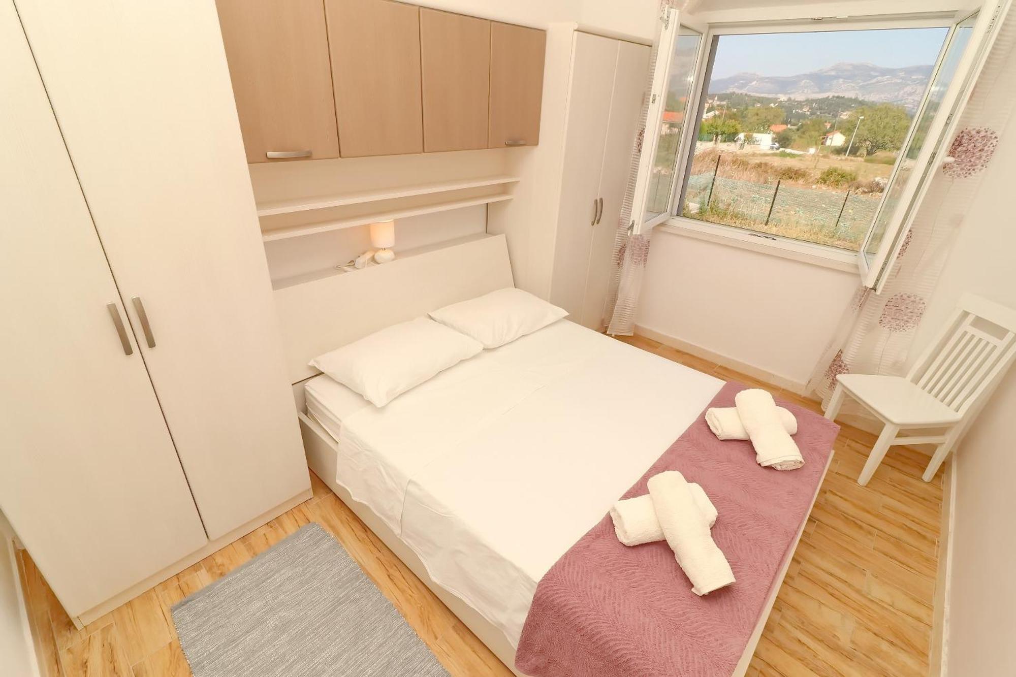 Villa Ivana Zrnovo Buitenkant foto