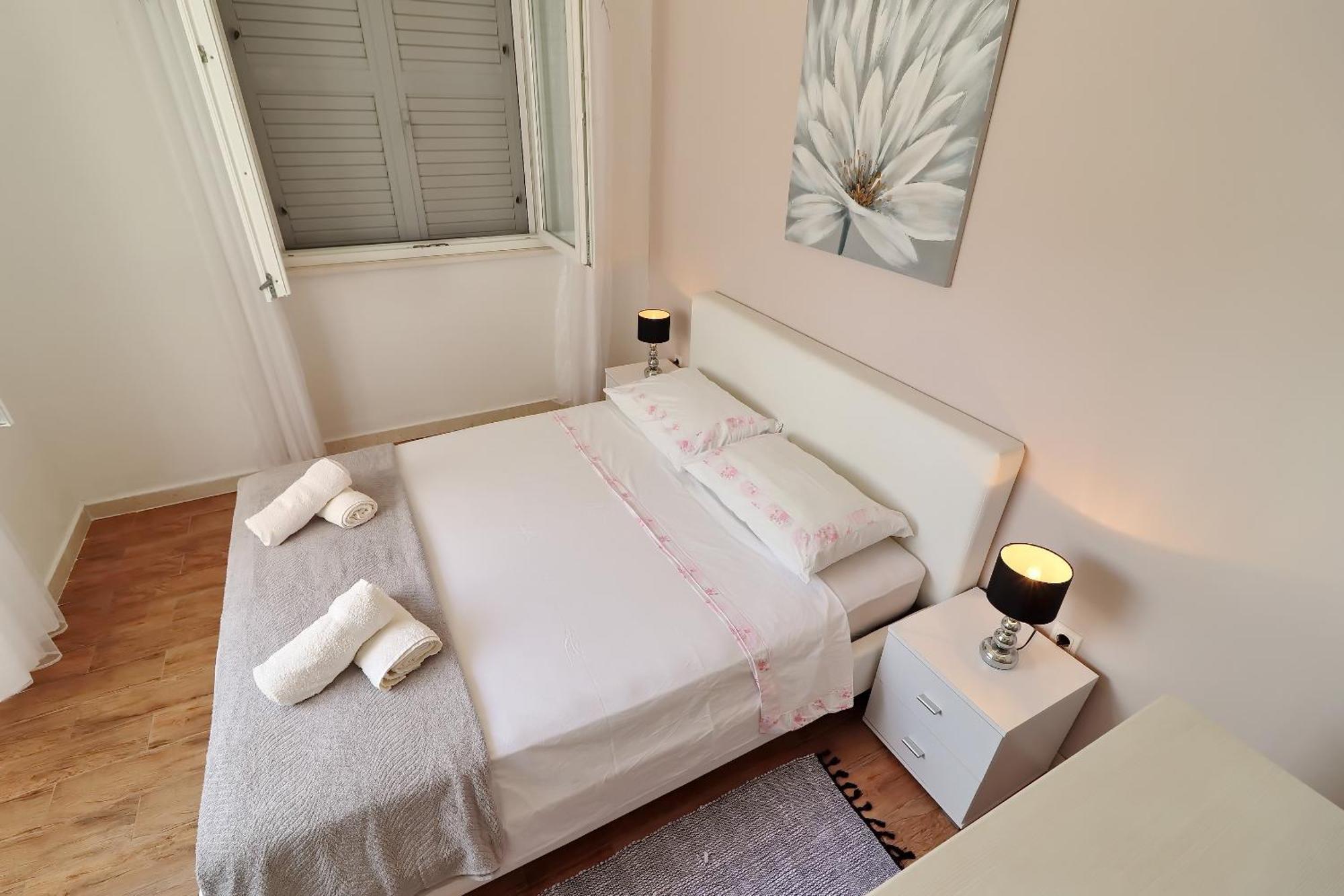 Villa Ivana Zrnovo Buitenkant foto